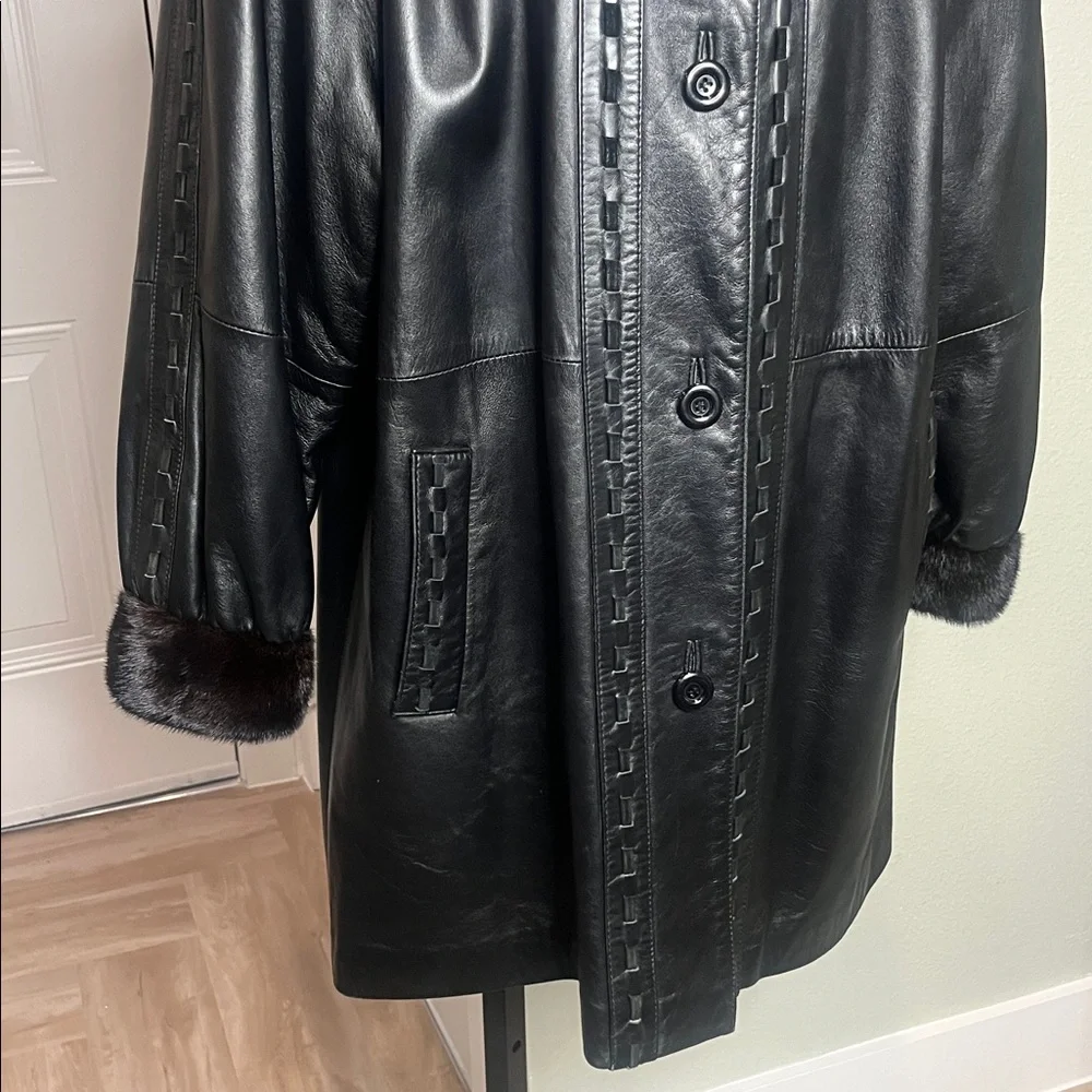 Black Lamb Leather Coat. Preloved - Picture 3 of 7